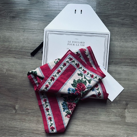 🇫🇷 Sézane Gaston Le Foulard Floral Striped Scarf - Picture 5 of 6